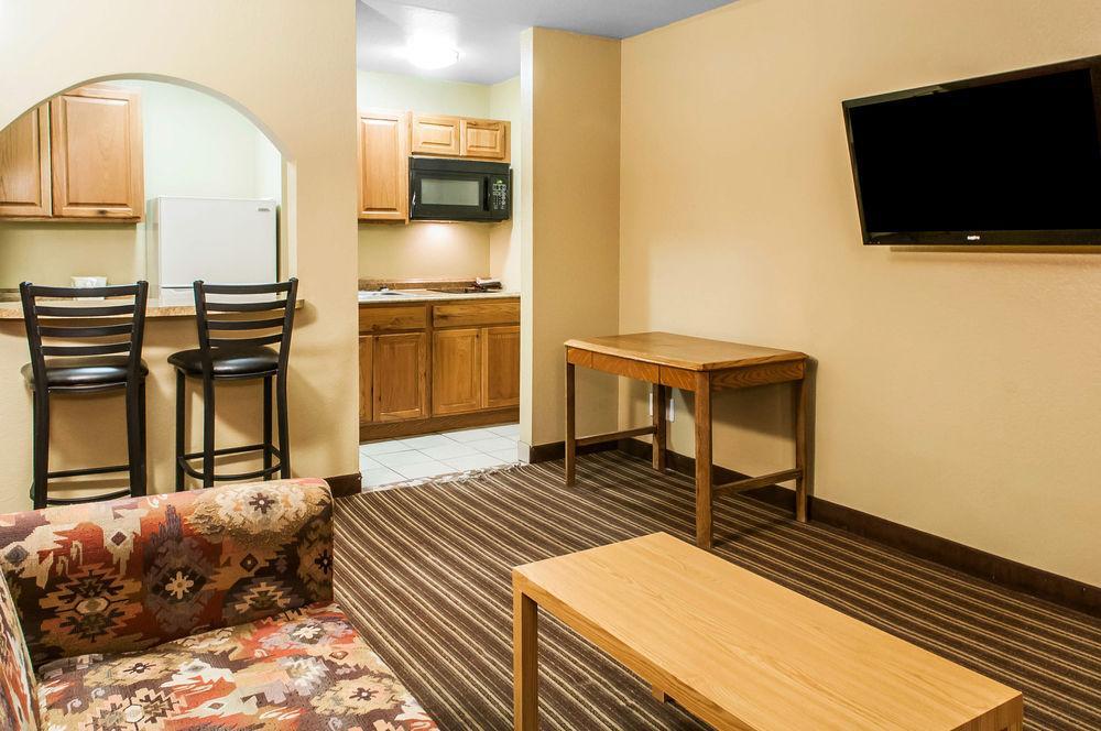 ซับเบิร์บบัน เอ็กซเทนเดด สเตย์ โฮเต็ล อีสต์ Hotel แอลบูเคอร์คี ภายนอก รูปภาพ
